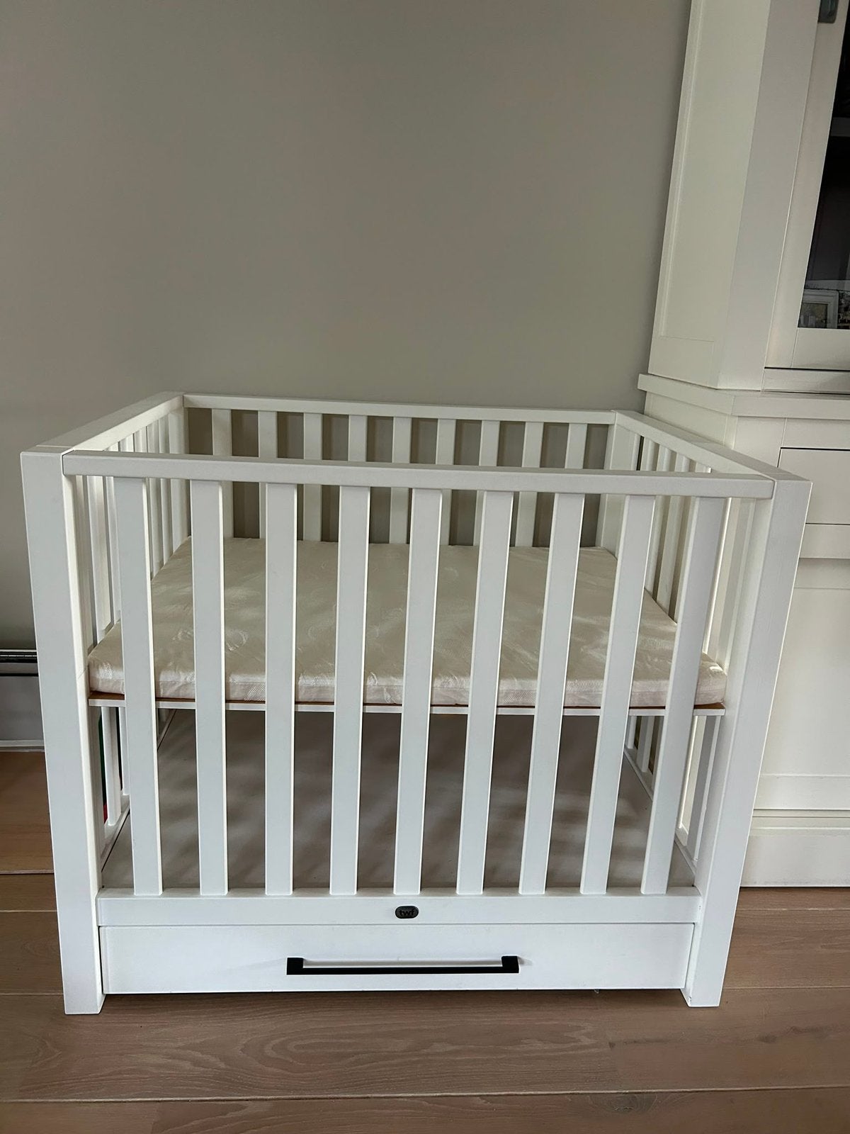 Witte TWF babybox met handige lade, Ophalen, Gebruikt, Lade