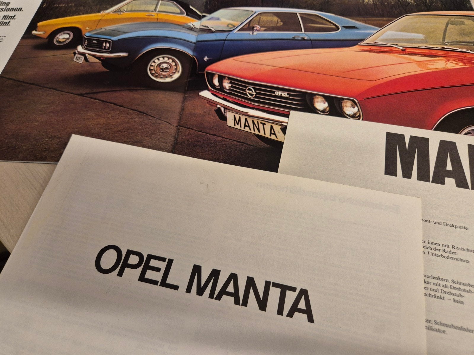 Jaren 70 Opel Manta A folder introductie óók 2bijlage izgst, Ophalen of Verzenden, Zo goed als nieuw, Opel
