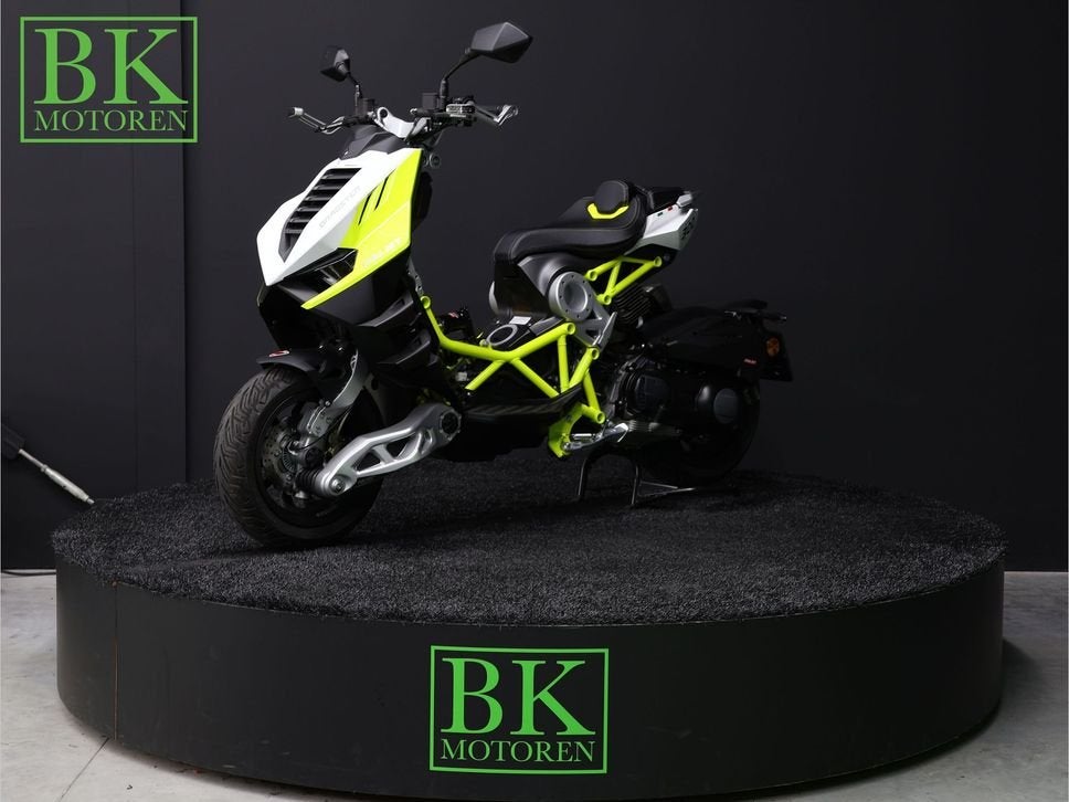 ITALJET DRAGSTER 300 | Bianco/Giallo | BTW Motor, Bedrijf, Onbekend, Onbekend, Minimaal motorrijbewijs A2