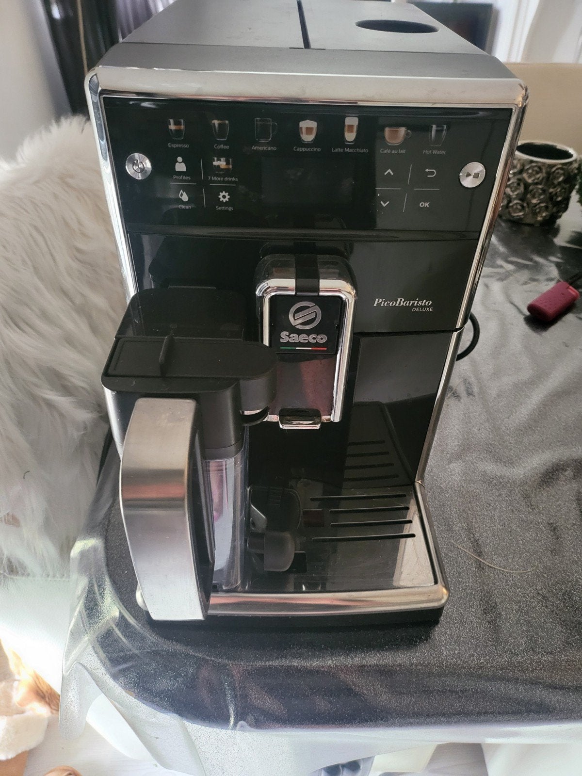 SAECO Koffiemachine, Ophalen, Zo goed als nieuw, Koffiemachine