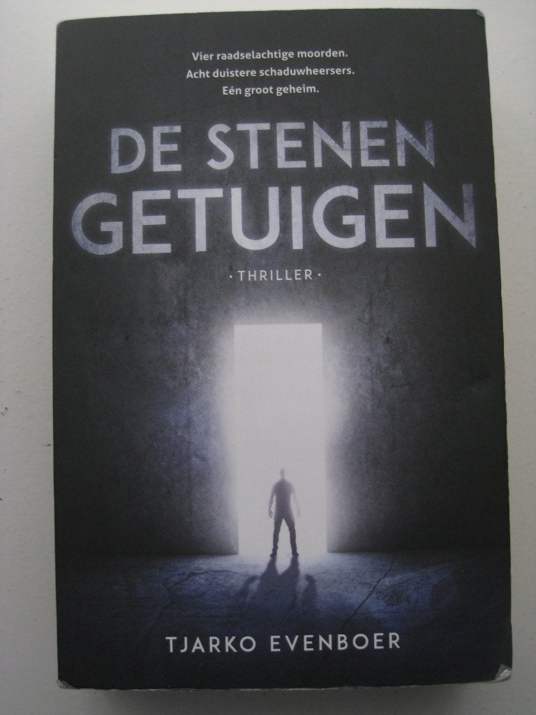 Tjarko Evenboer – De stenen getuigen, Ophalen of Verzenden, Zo goed als nieuw, Nederland