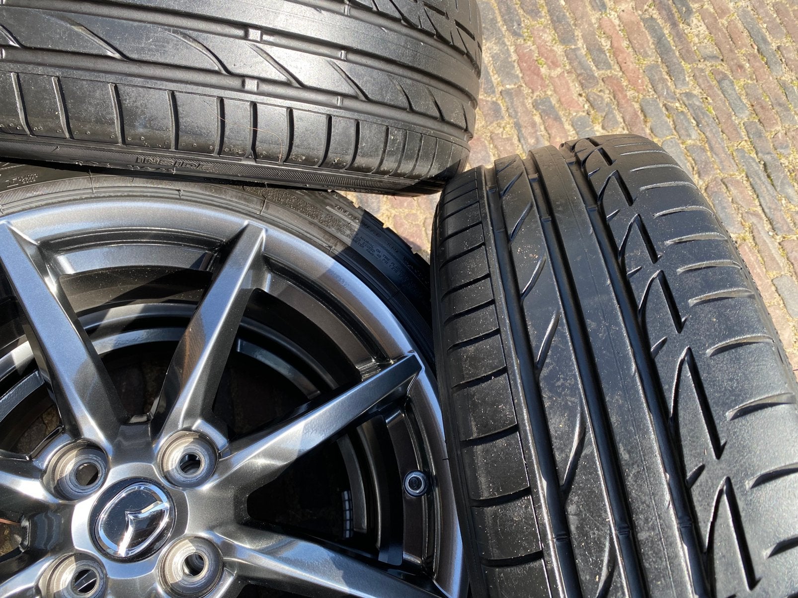 17” Mazda MX-5 velgen + tpms + 205/45 R17 Bridgestone banden, Banden en Velgen, Nieuw, 17 inch, Zomerbanden