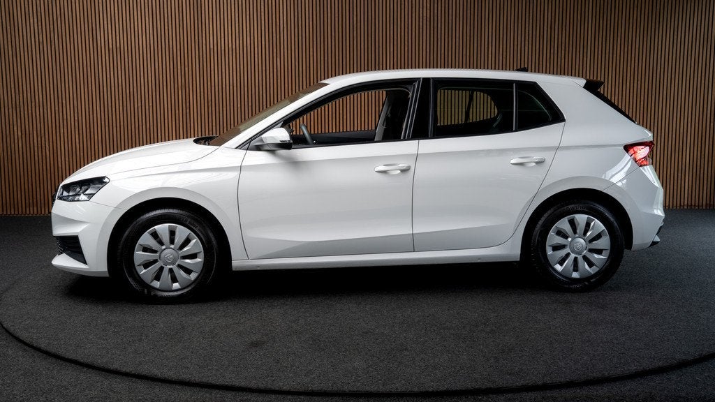 Skoda Fabia 1.0 Navi Airco Stoelverwarm. PDC Cruise Carplay, Auto's, Skoda, Stof, Gebruikt, Wit, Origineel Nederlands