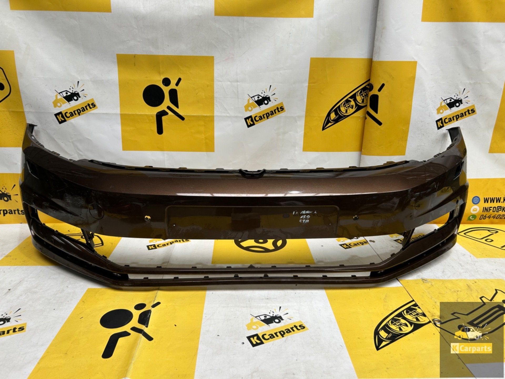 Voorbumper VW Touran 5TA bumper KLS 4xPDC 5TA807221A