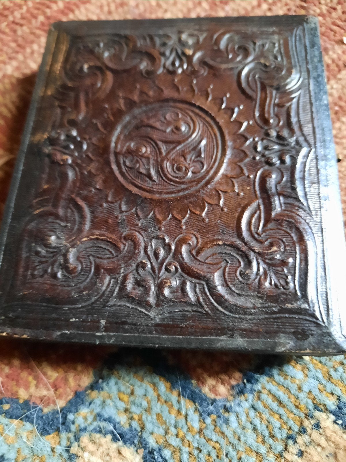 Antiek fotodoosje 1880 met goudverguld binnenkader, Gebruikt, Foto, Ophalen of Verzenden, Voor 1940