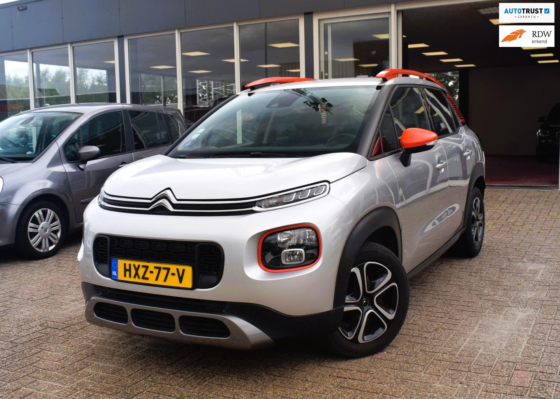 Citroen C3 AIRCROSS 1.2 PureTech S&S Feel | LED VERLICHTING, Auto's, Dealer onderhouden, Bedrijf, 600 kg, 3 cilinders