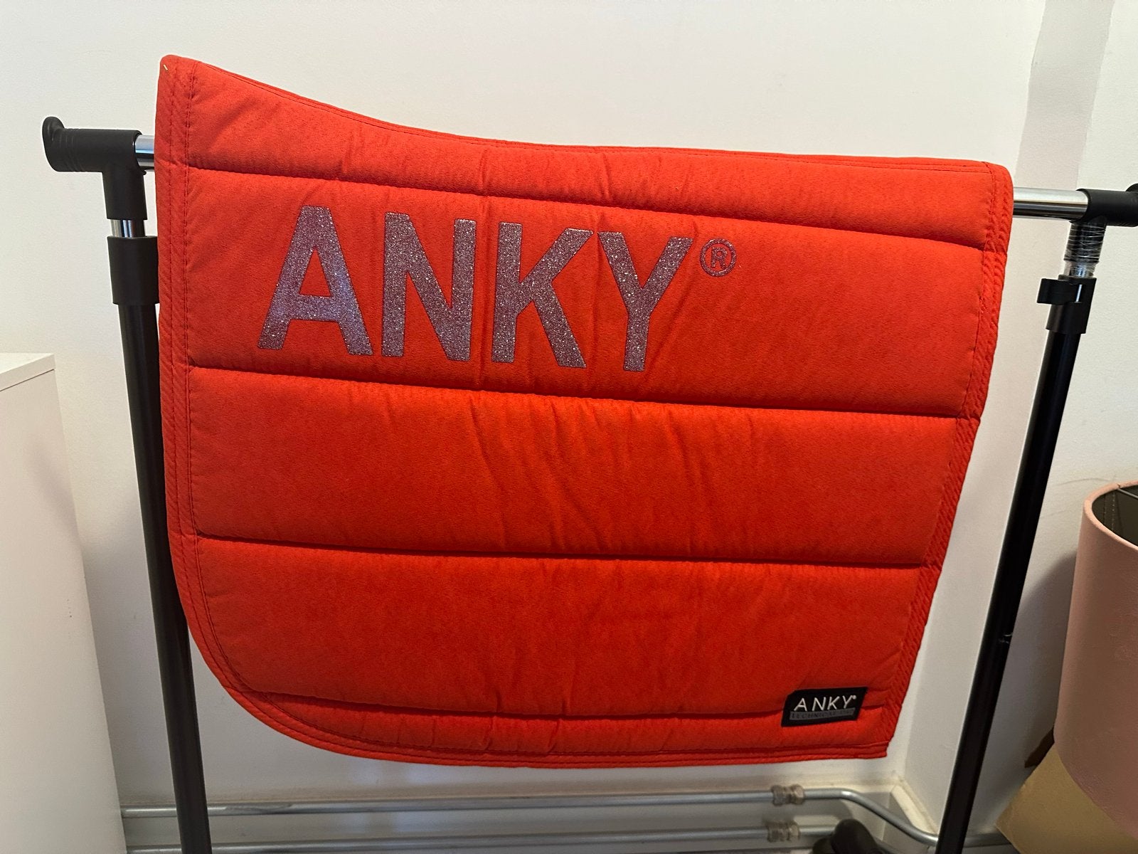Dressuurdekje Anky rood incl bandages, Dieren en Toebehoren, Ophalen of Verzenden, Nieuw
