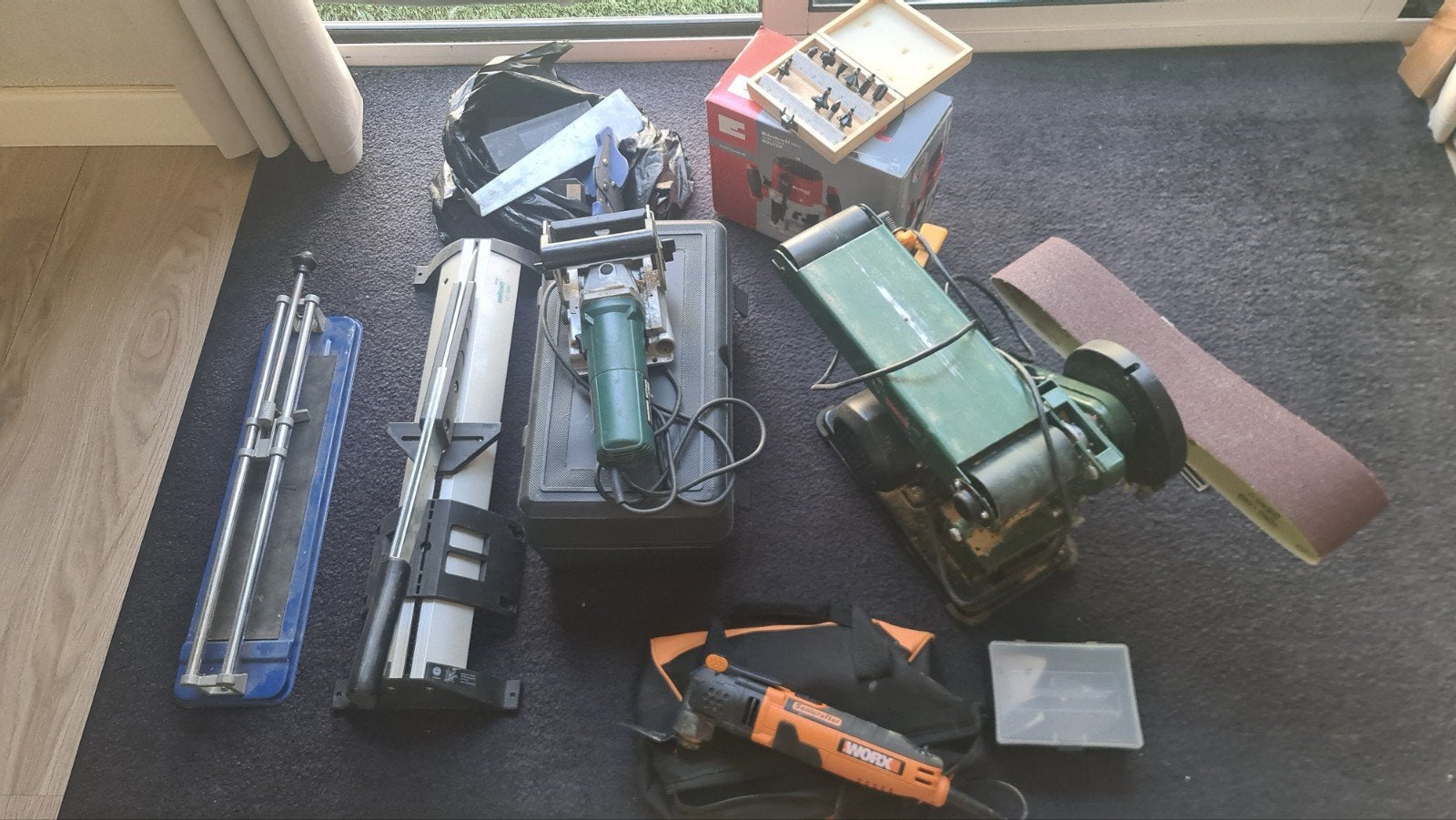 Diverse gereedschappen te koop, Ophalen