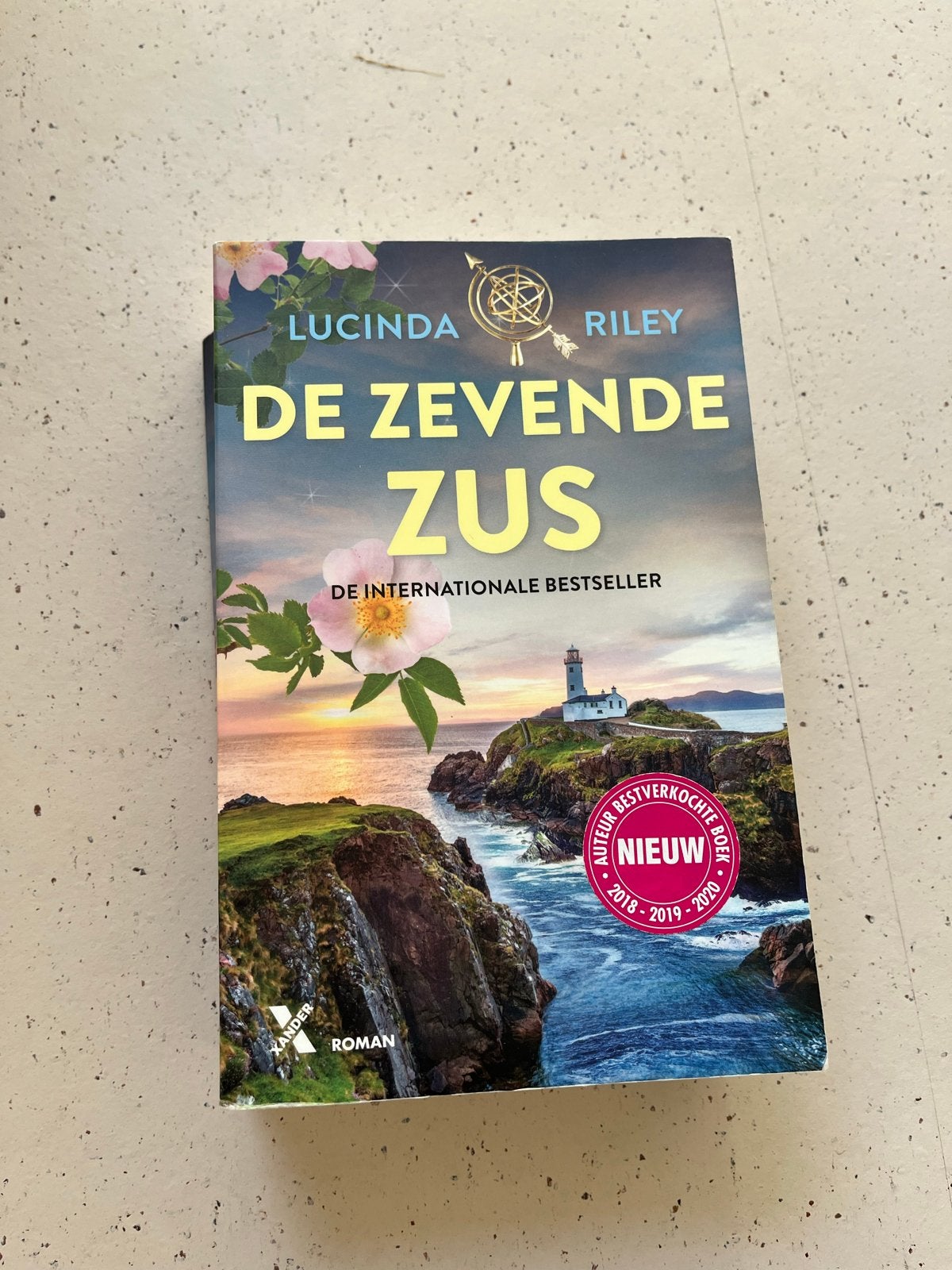 De Zeven Zussen: De Zevende Zus - Lucinda Riley, Boeken, Ophalen, Zo goed als nieuw, Nederland