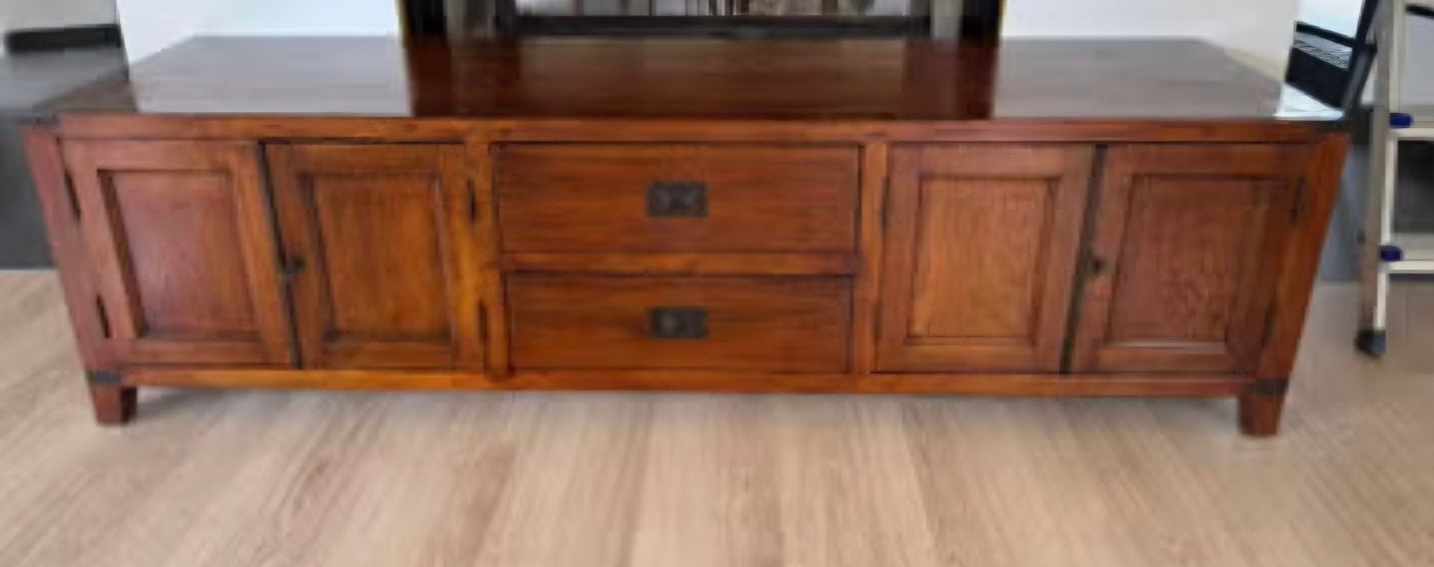 Gezocht tv meubel donker teak/klassiek, Ophalen, 25 tot 50 cm, Minder dan 100 cm