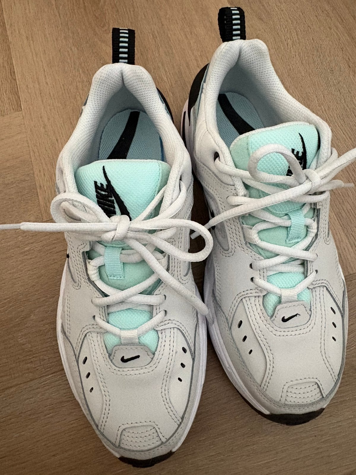 Nike tekno, Verzenden, Zo goed als nieuw