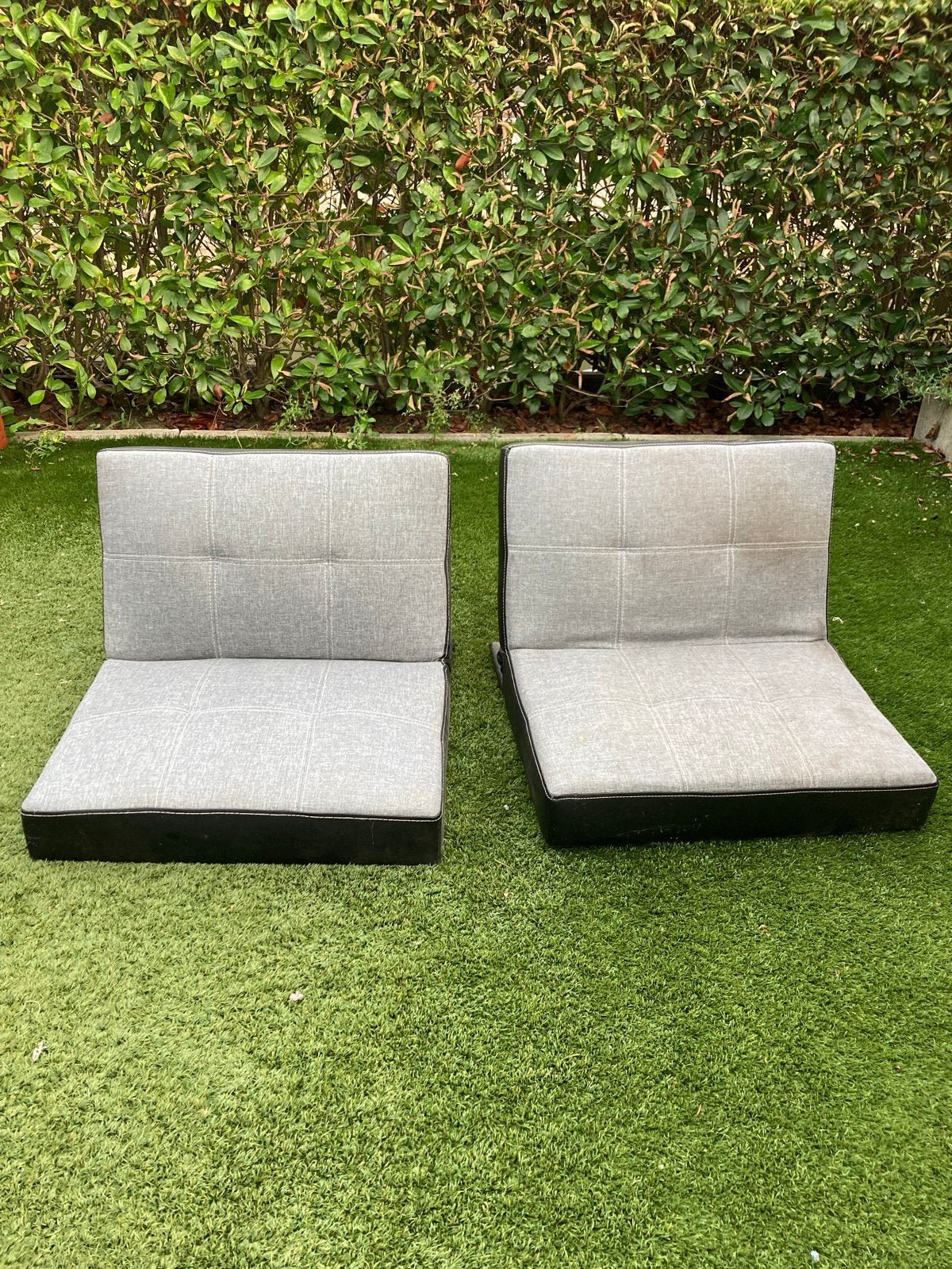 2x Verstelbare Vloerstoelen Grijs - Ideaal voor Lounge, Ophalen of Verzenden, Gebruikt