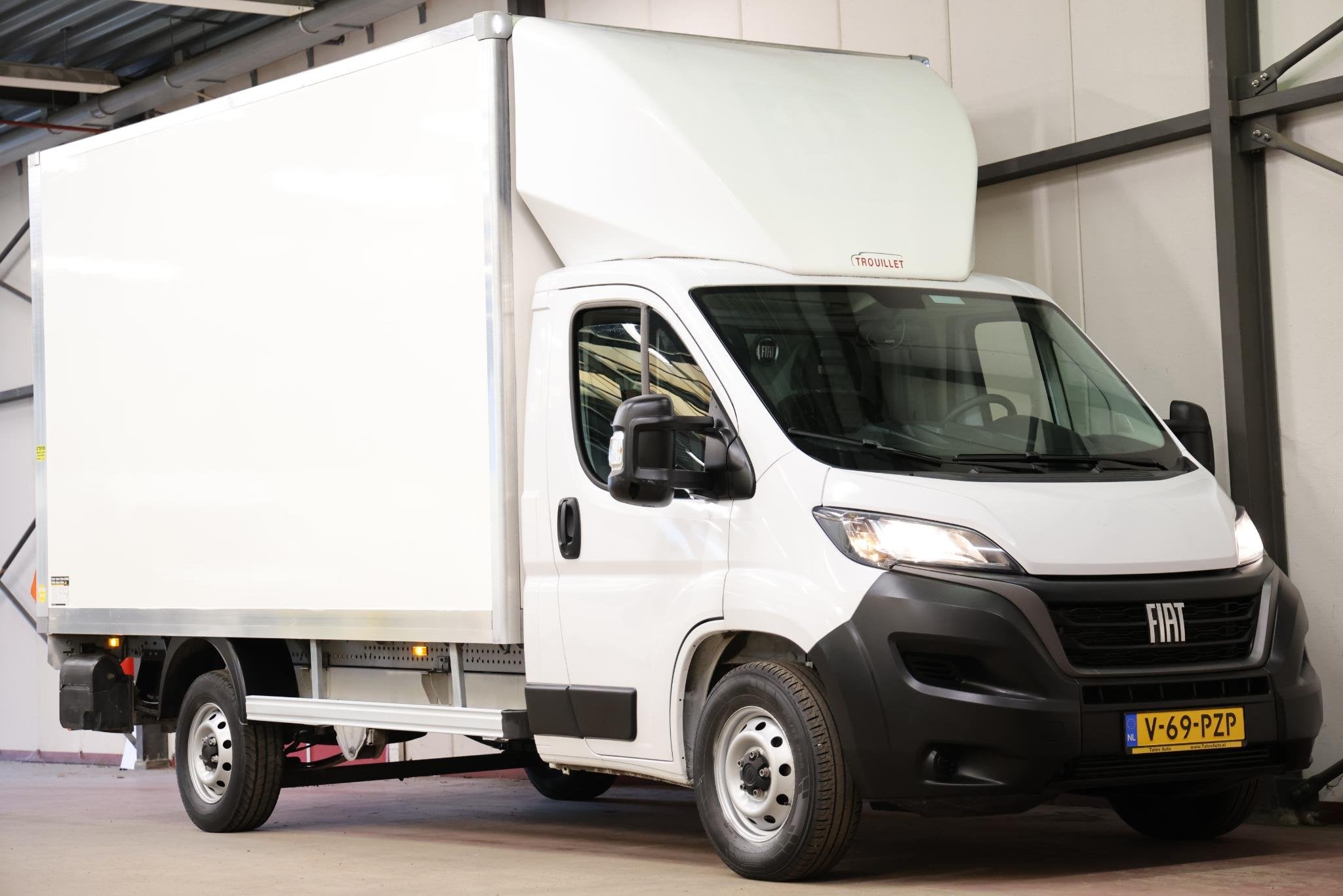 Fiat Ducato BAKWAGEN MEUBELBAK LAADKLEP, Stof, Gebruikt, Euro 6, 4 cilinders