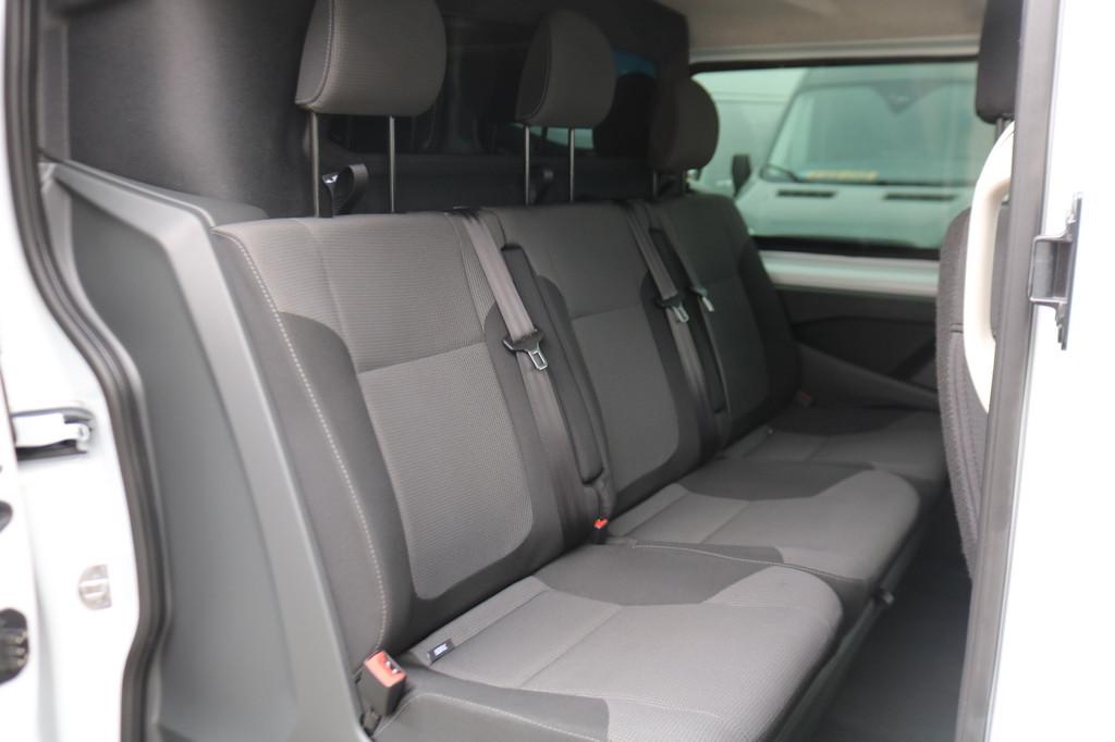 Renault Trafic 2.0 Blue dCi 150pk L2 H1 Advance DC, Voorwielaandrijving, Gebruikt, Euro 6, 4 cilinders