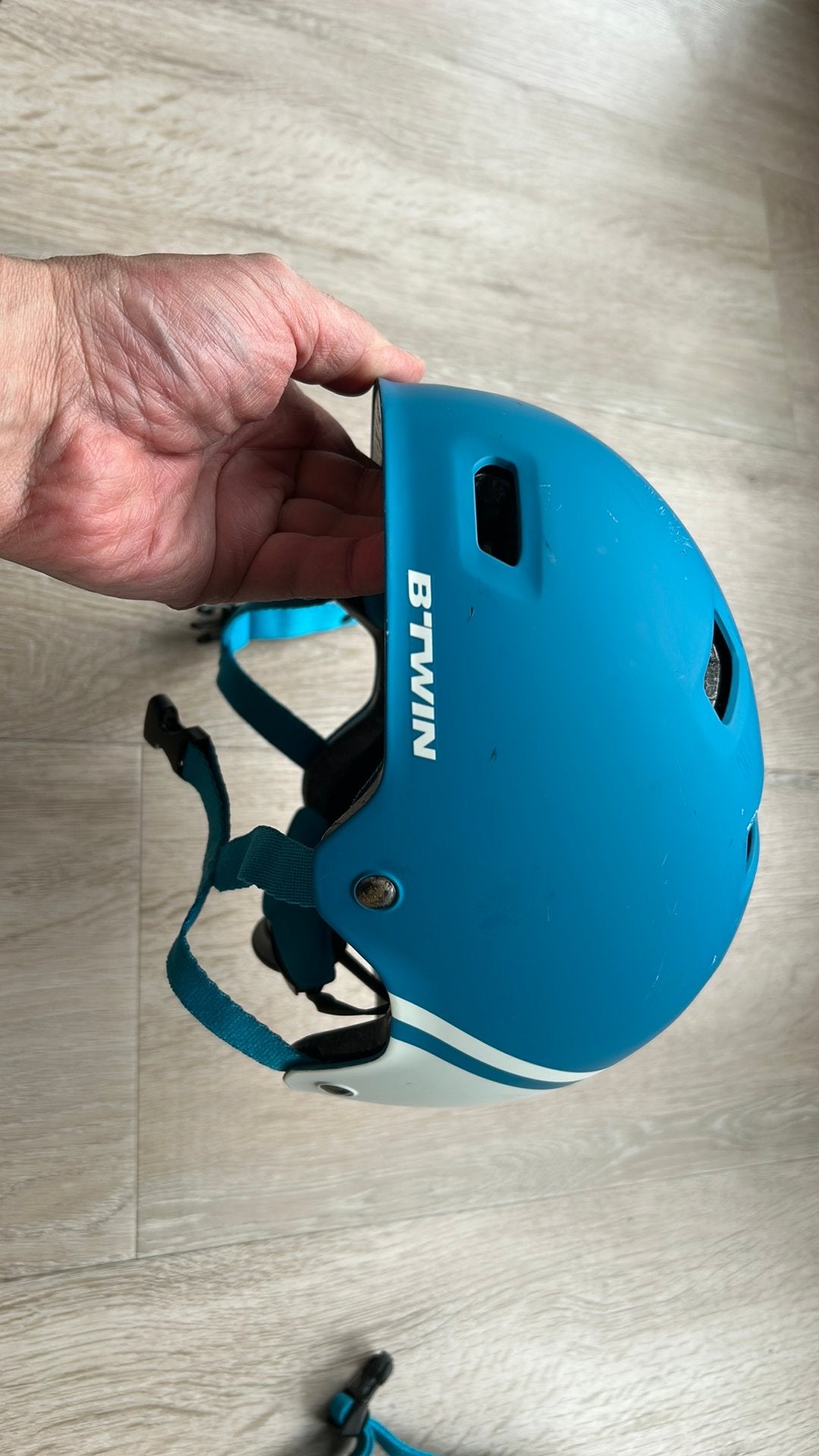 Fietshelm Btwin, Ophalen, Zo goed als nieuw