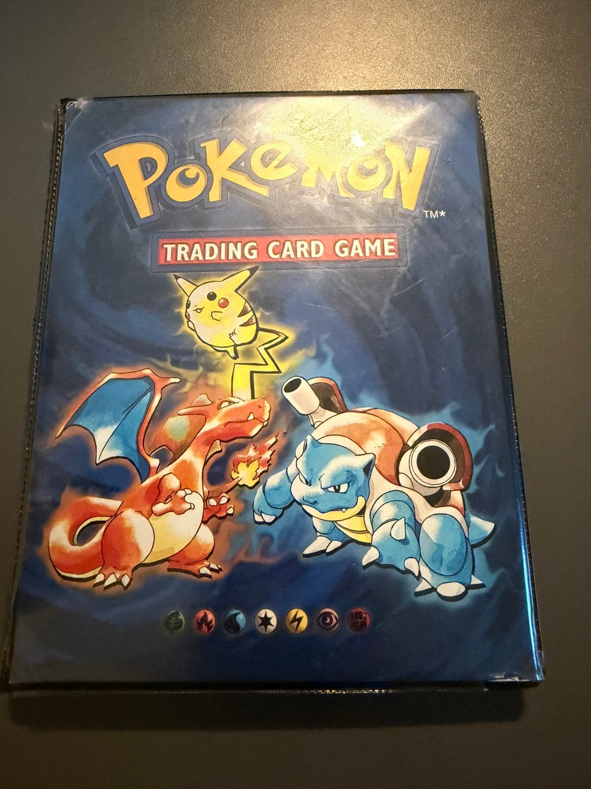 Pokémon kaarten in first edition binder, Cd's en Dvd's, Ophalen of Verzenden, Zo goed als nieuw