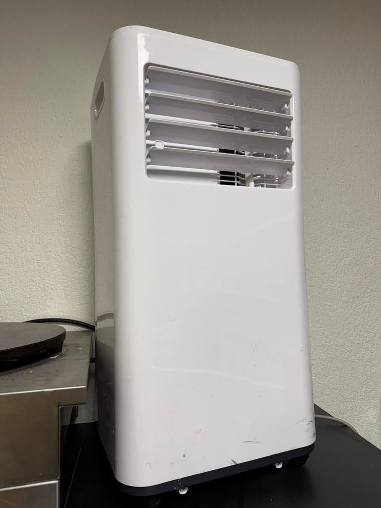 Kinzo airco aircooler wit uitstekende staat, Witgoed en Apparatuur, Ophalen, Minder dan 60 m³, 3 snelheden of meer, Zo goed als nieuw
