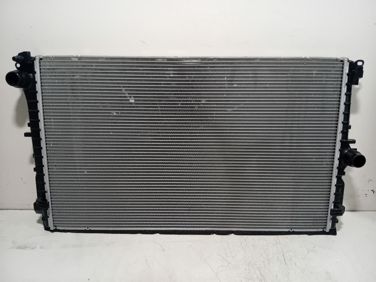 Radiateur BMW 2 serie, Onderdelen@venauto.nl, Van der Ven Autorecycling B.V., Gebruikt, Ettenseweg 76, 4706 PB Roosendaal, The Netherlands