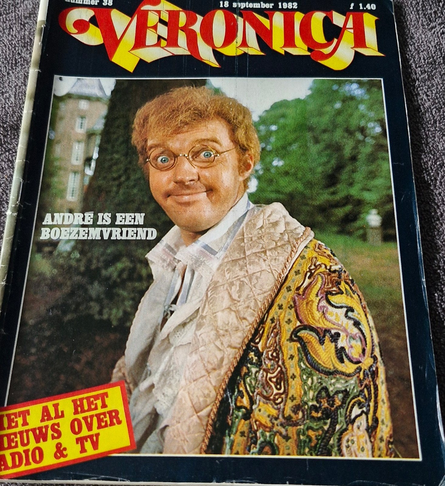 Veronica 1982-andre van duin- jasperina de jong, Boeken, Ophalen of Verzenden, Gelezen, Muziek, Film of Tv