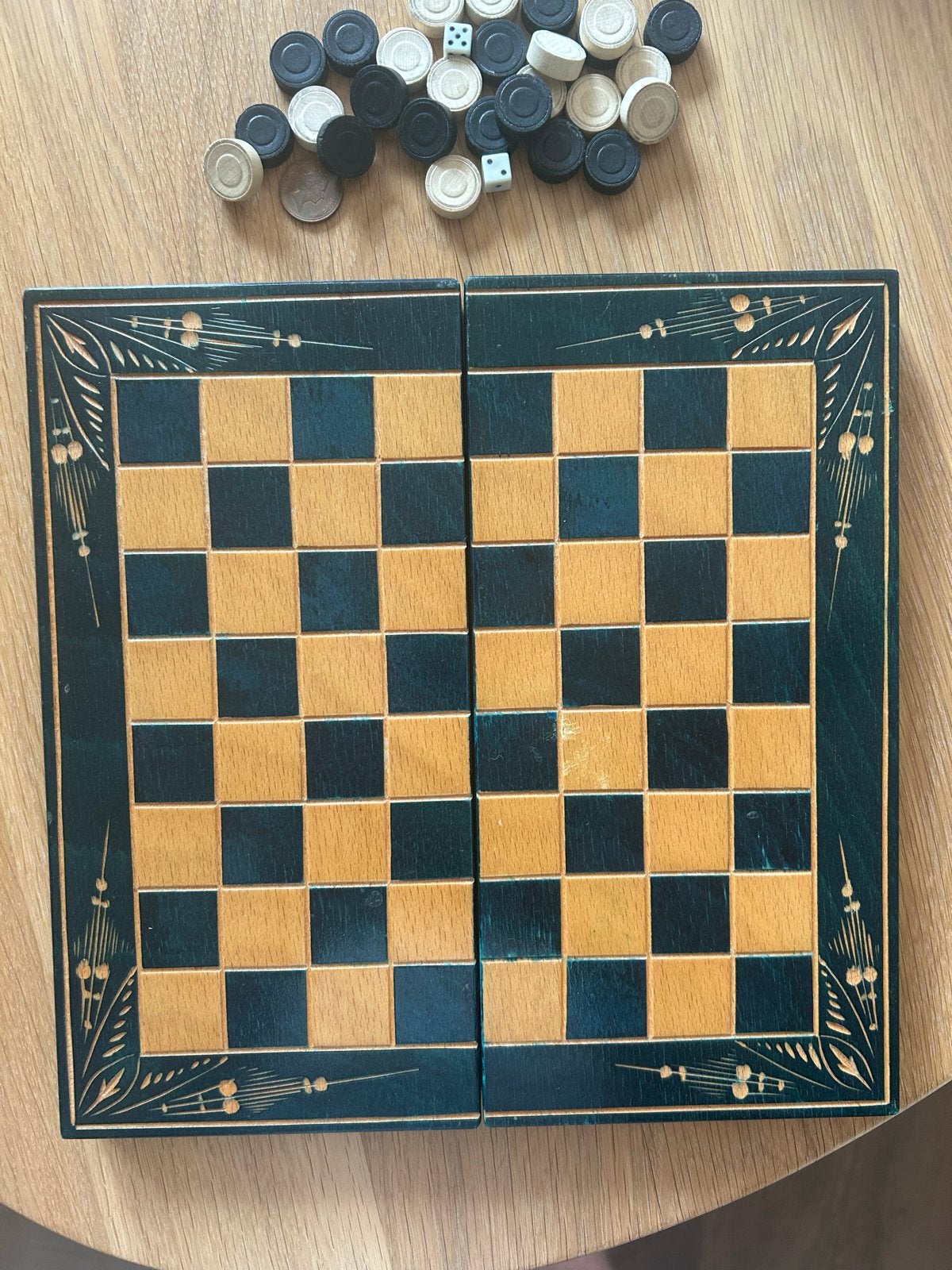 Schaak- en Backgammonspel in houten kist, Een of twee spelers, Ophalen, Gebruikt, Reisspel