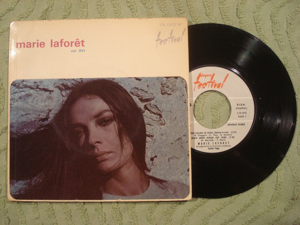 Marie Laforêt 7" Vinyl EP: ‘Que calor la vida’ (Frankrijk), Gebruikt, 7 inch, Ophalen of Verzenden, EP