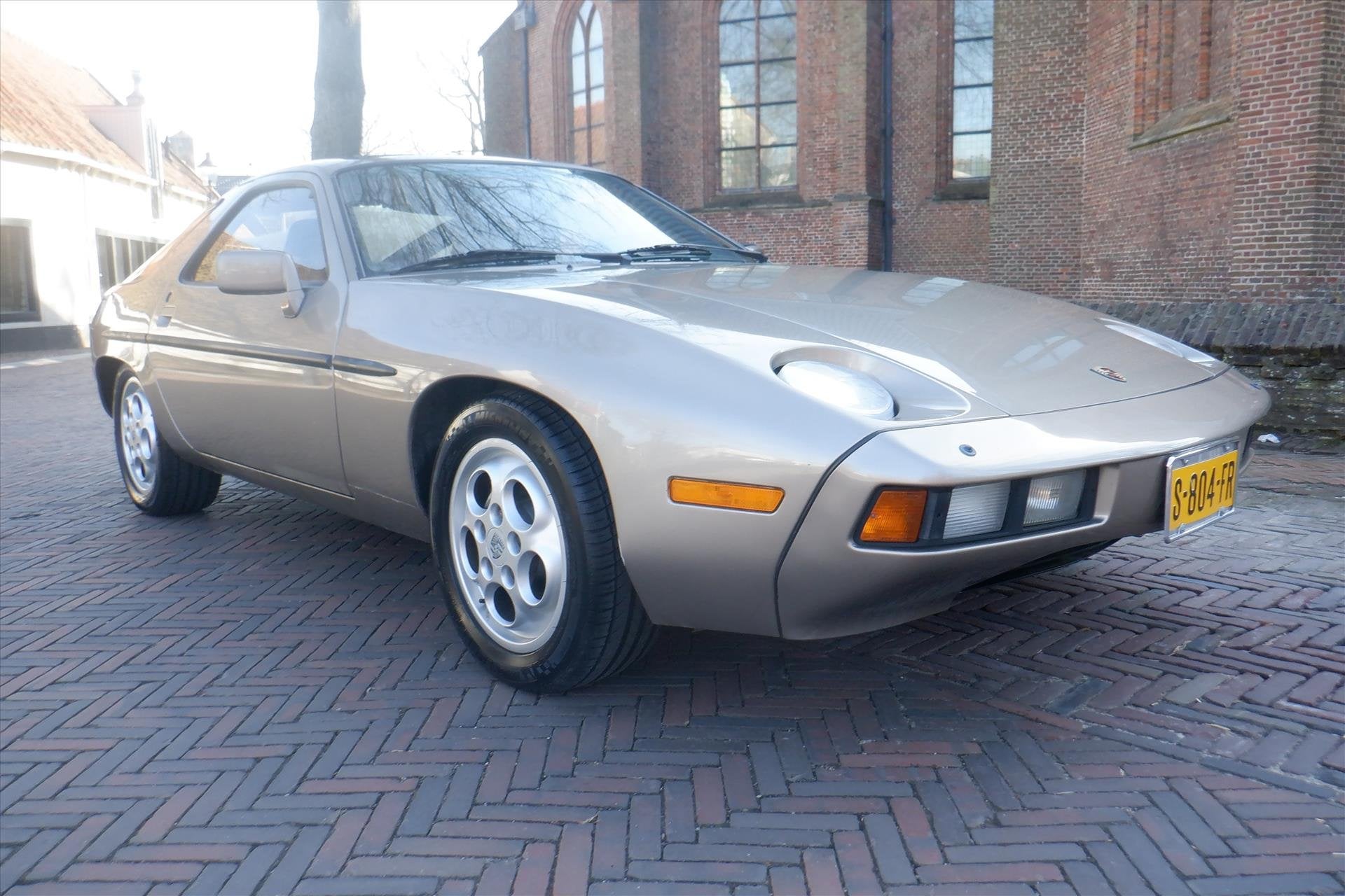 Porsche 928 4.5 handgeschakeld - schuifdak, Auto's, 4 stoelen, 4474 cc, Open dak, Coupé