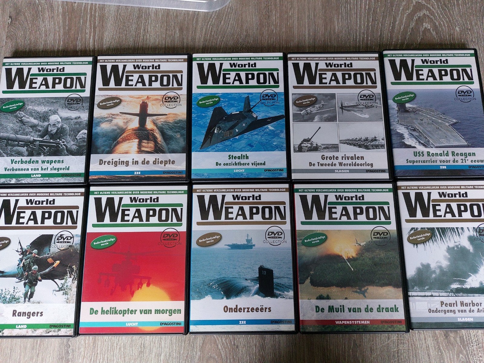 World Weapon DVD Collectie - Complete Serie (45 DVD's), Cd's en Dvd's, Nederlands, Zo goed als nieuw, Vanaf 12 jaar, Inclusief doosje
