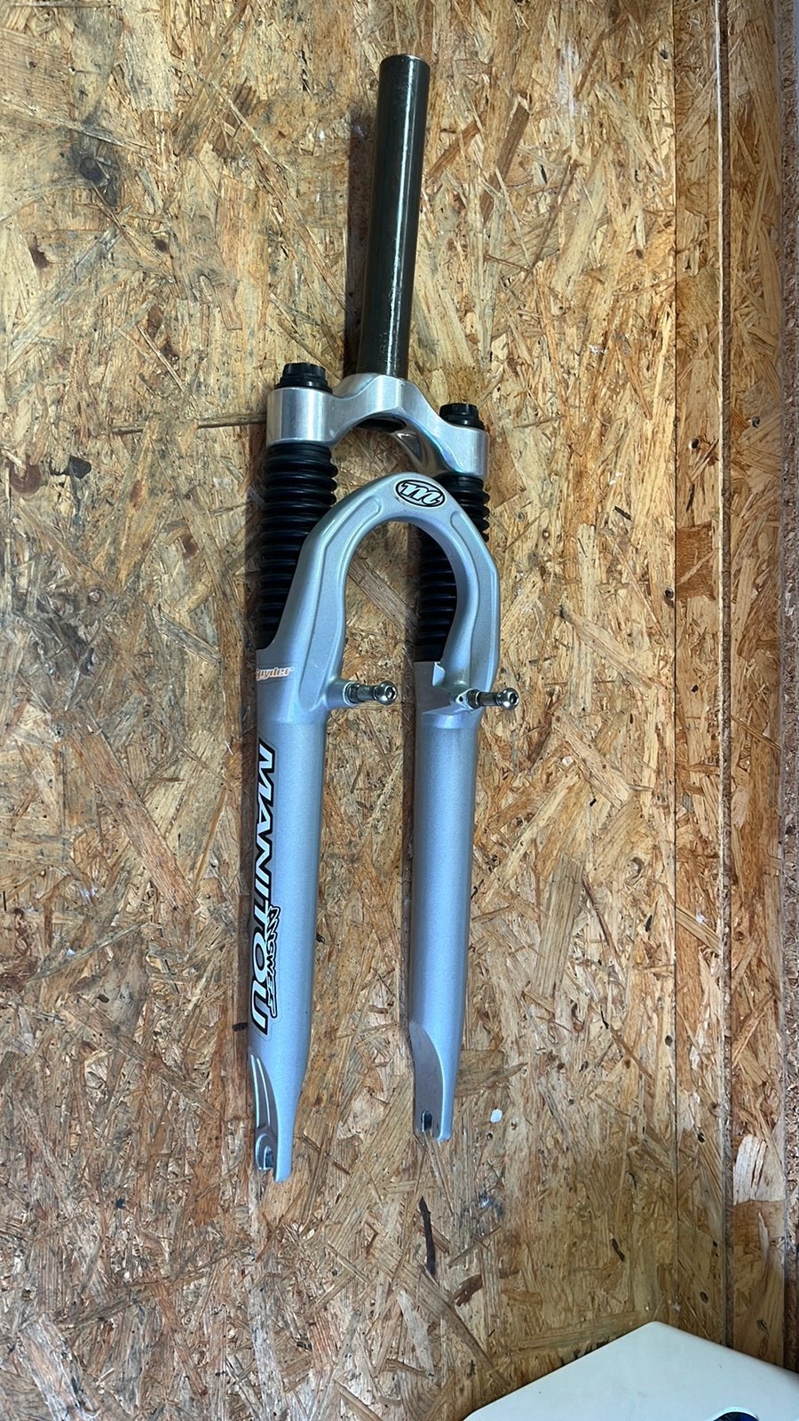 Manitou verende voorvork voor 26 inch mtb, Fietsen en Brommers, Ophalen of Verzenden, Zo goed als nieuw, Oldtimerfiets, Voorvork