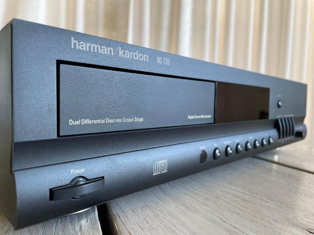 Harman Kardon HD730 Compact Disc-speler + afstandsbediening, Ophalen, Zo goed als nieuw