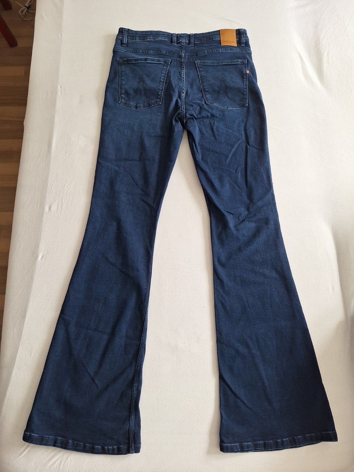 Kuyichi Flare Jeans, hoge taille - 32/34 (42) Nieuw, Blauw, Maat 42/44 (L), Nieuw, Ophalen of Verzenden