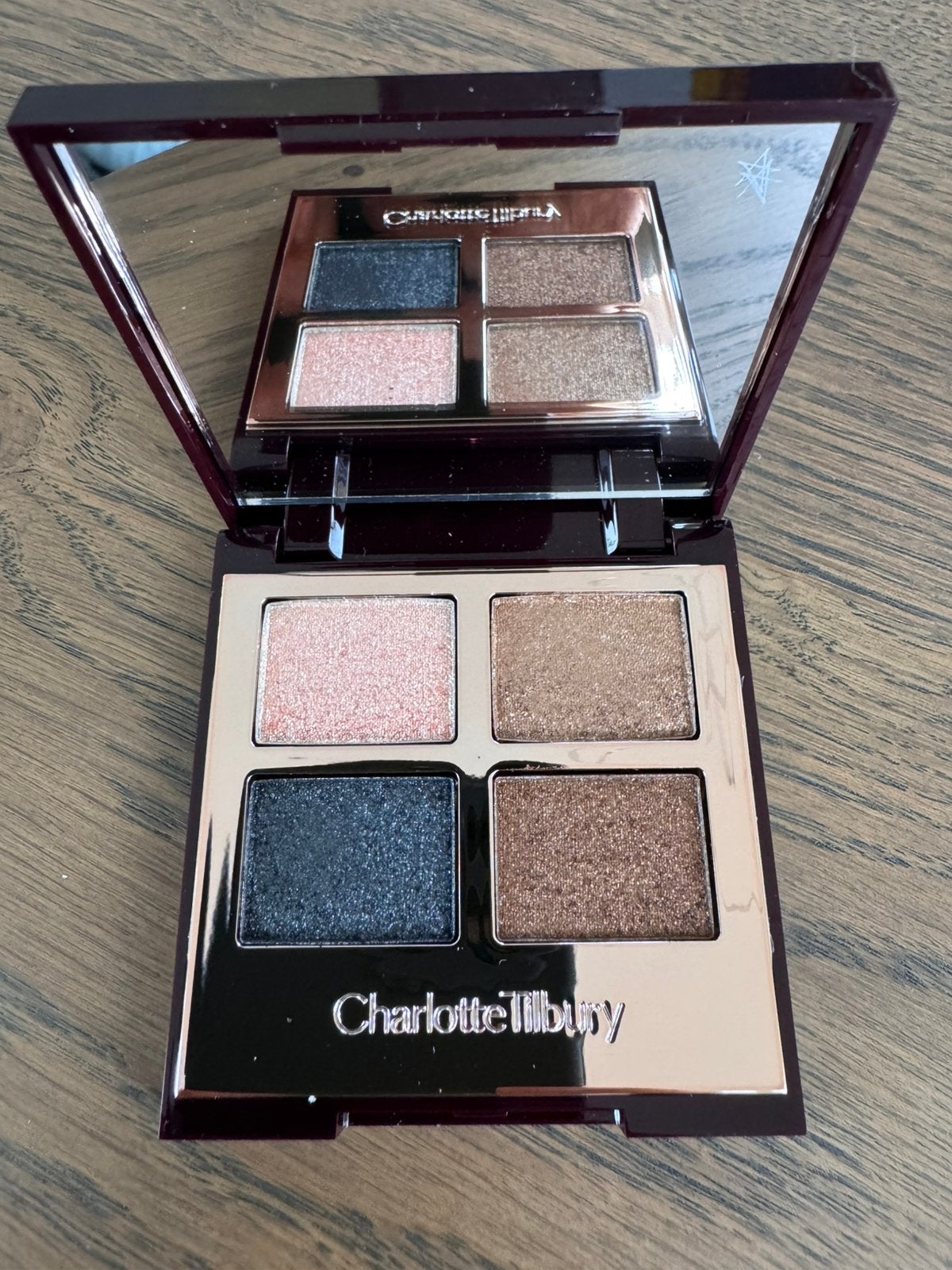 Charlotte Tilburry luxe oogschaduw palette, Nieuw, Ophalen of Verzenden, Make-up, Overige kleuren