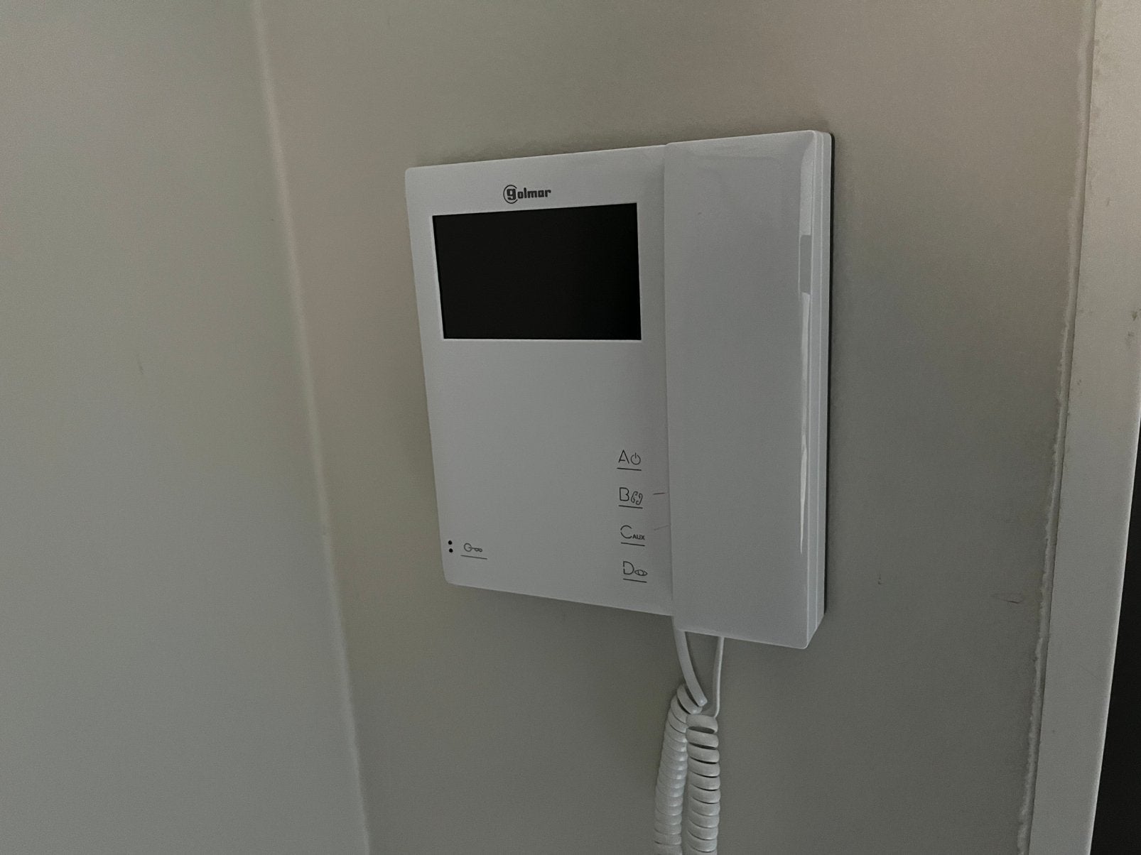Golmar intercom, Ophalen of Verzenden, Ingebouwde camera, Zo goed als nieuw, Bedraad