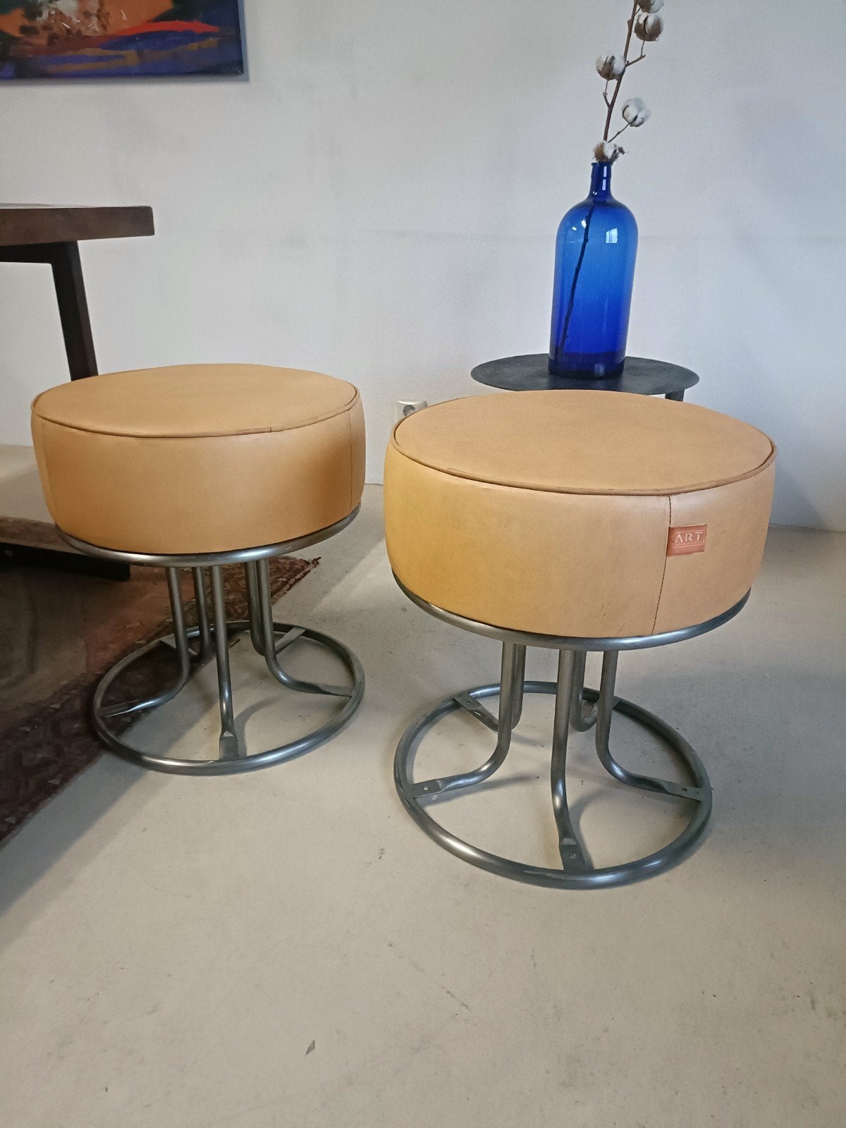 Cognac kleurige poef, Rond, Nieuw, Minder dan 50 cm, Ophalen of Verzenden