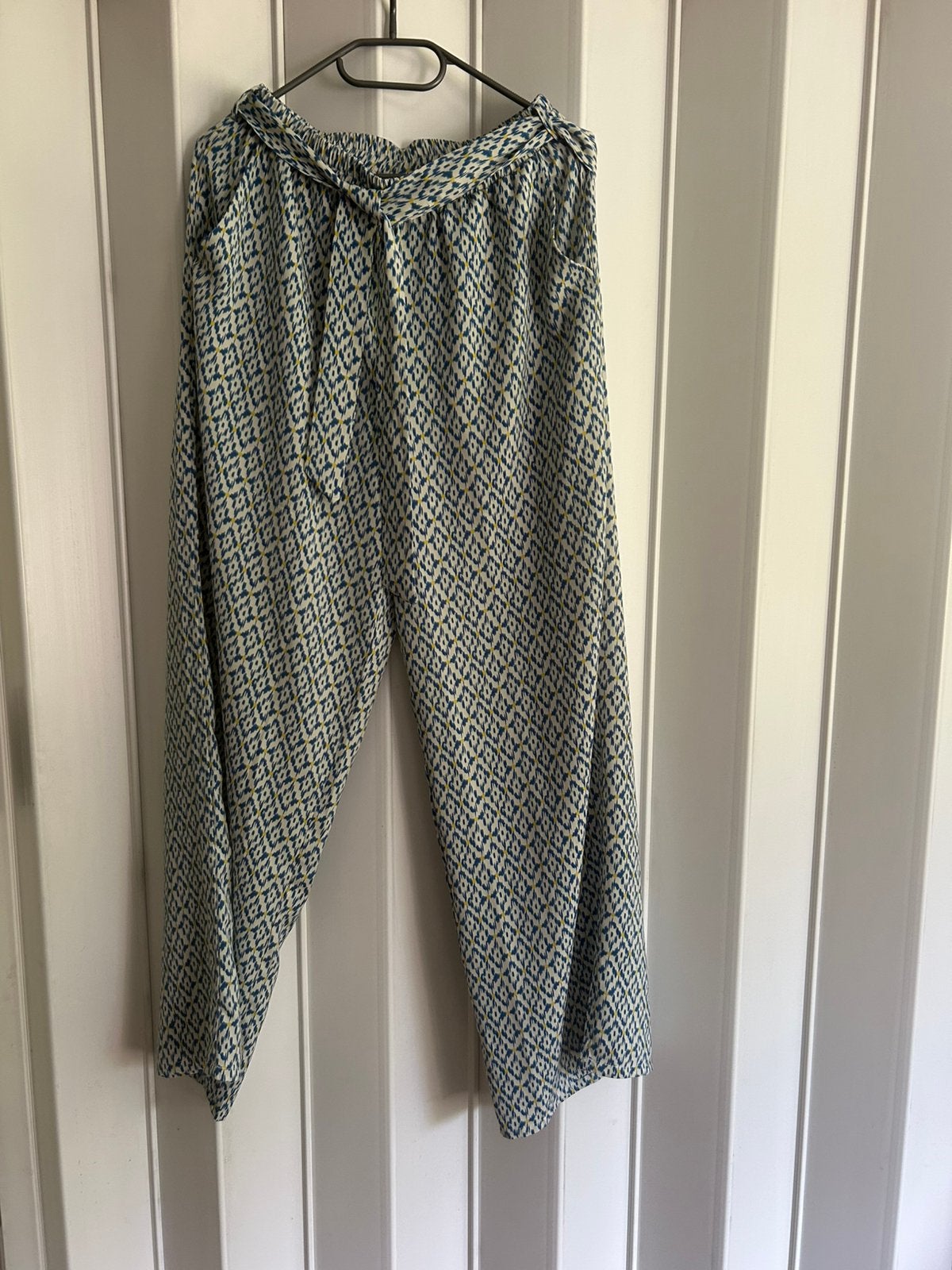 Broek van Norah, Maat 38/40 (M), Blauw, Ophalen of Verzenden, Zo goed als nieuw