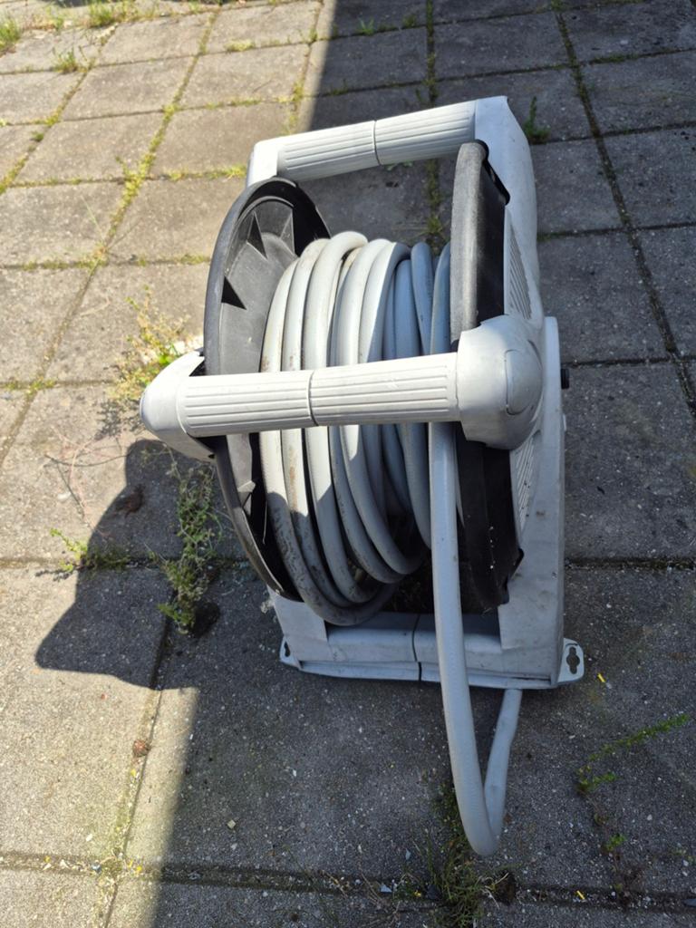 Tuinslang op haspel, Ophalen, Tuinslang