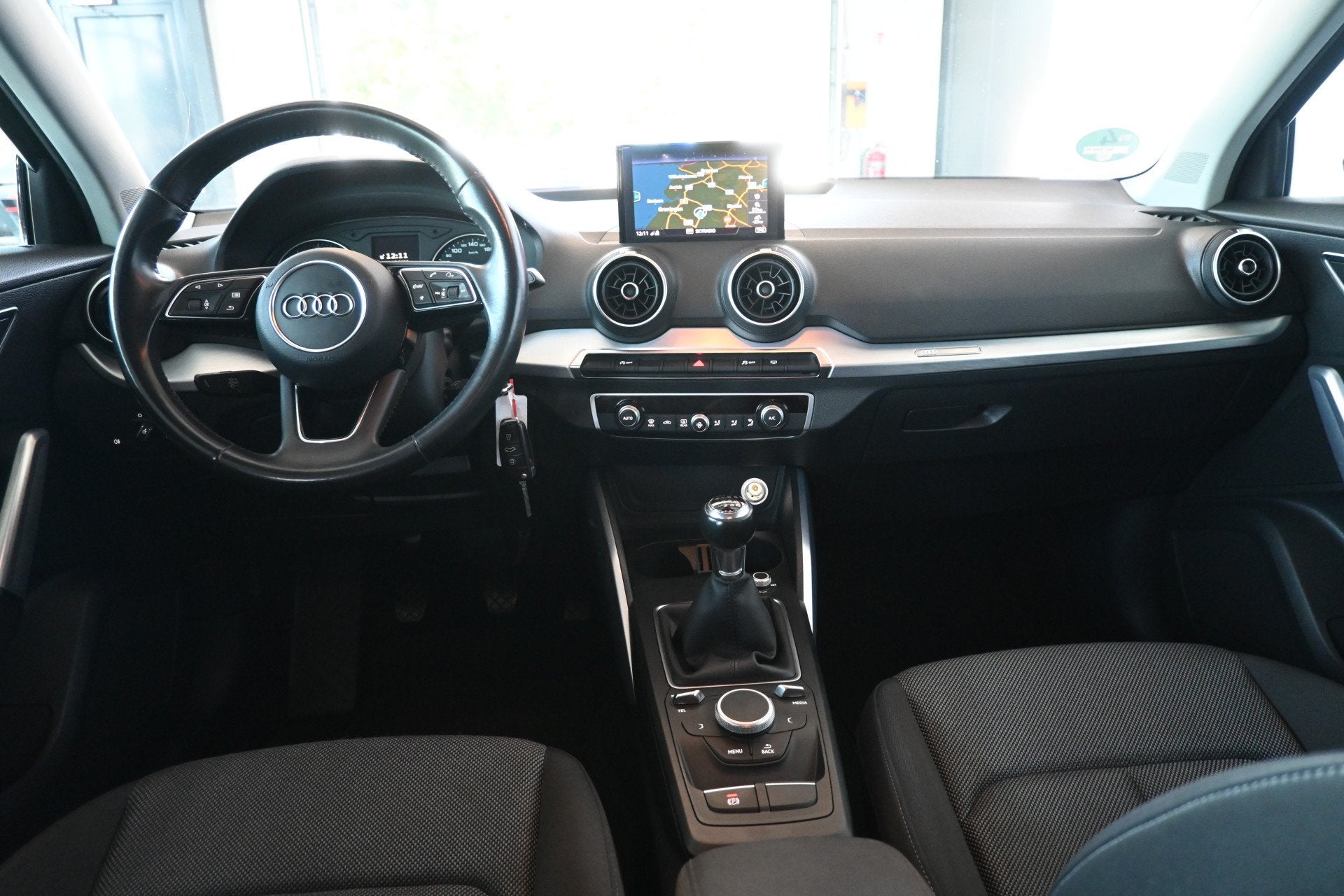 Audi Q2 1.4 TFSI CoD Sport Pro Line Clima Navigatie Cruise C, Voorwielaandrijving, Stof, Gebruikt, 4 cilinders