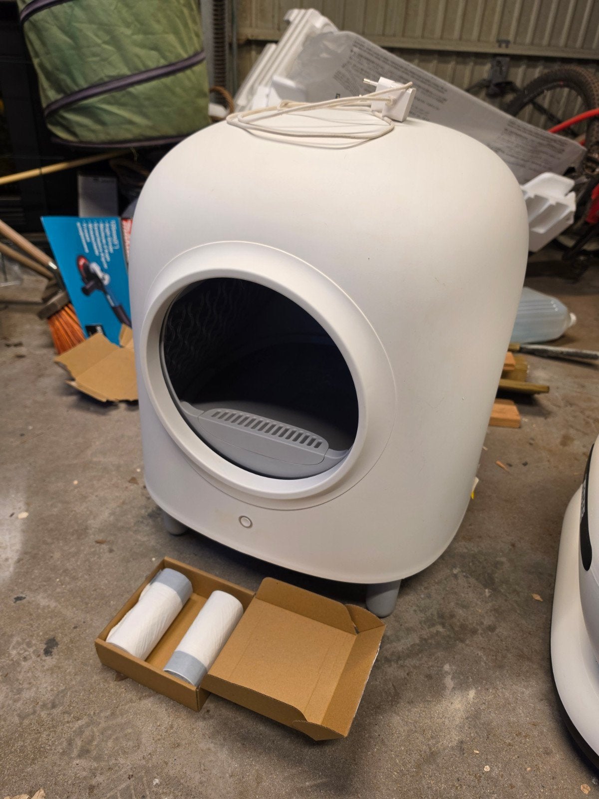 Petree Cube automatische kattenbak, Ophalen