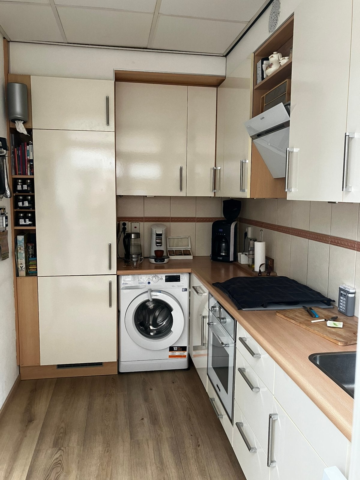 Keuken Zacht-geel (Vanille) Hoogglans. Zonder Apparatuur!, Ophalen, Geel, Hoekkeuken, Hout