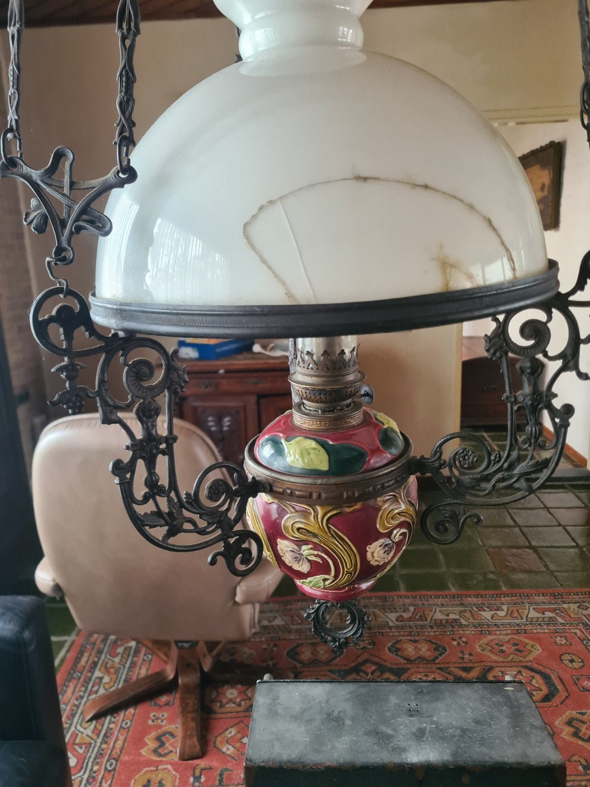 Antieke olielamp - Hanglamp met gedetailleerde versiering, Antiek en Kunst, Ophalen