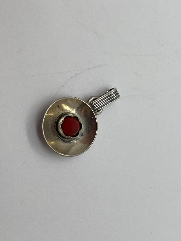 D424 Prachtige zilveren hanger met bloedkoraal, Ophalen of Verzenden, Zilver, Ketting