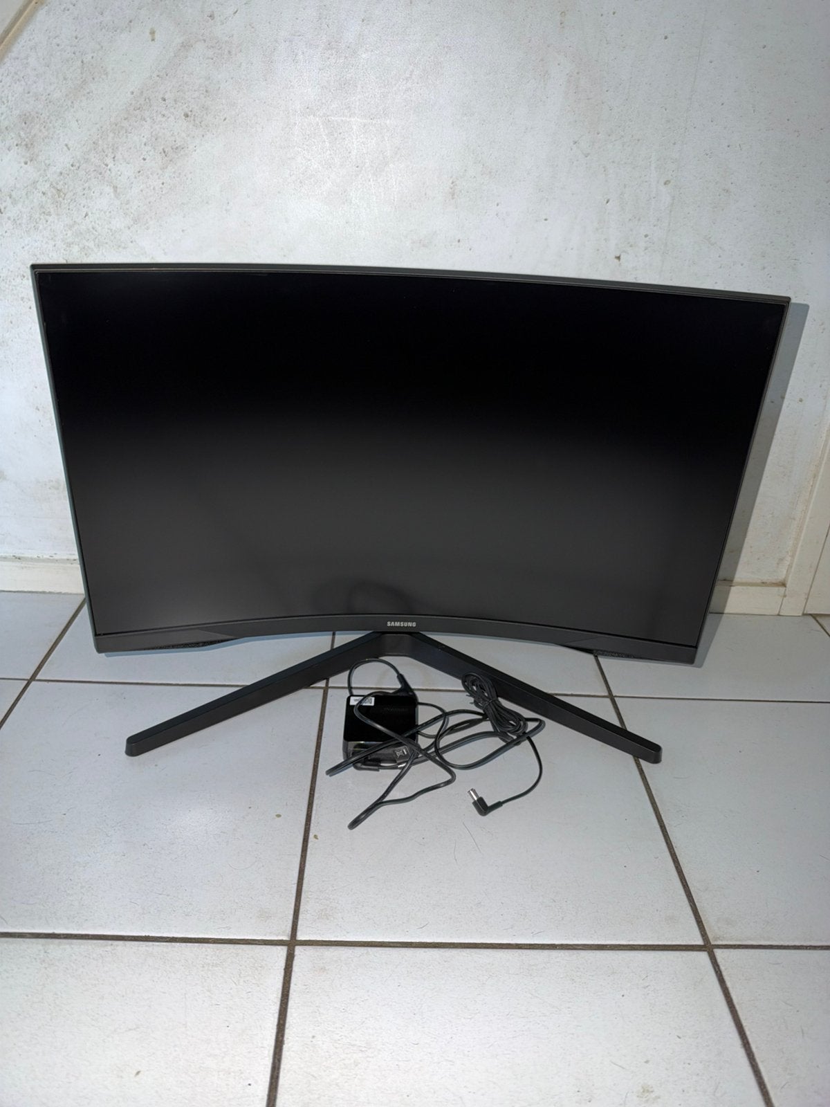 Samsung Odyssey G5 27 inch Curved Gaming Monitor, 101 t/m 150 Hz, Curved, VA, Zo goed als nieuw