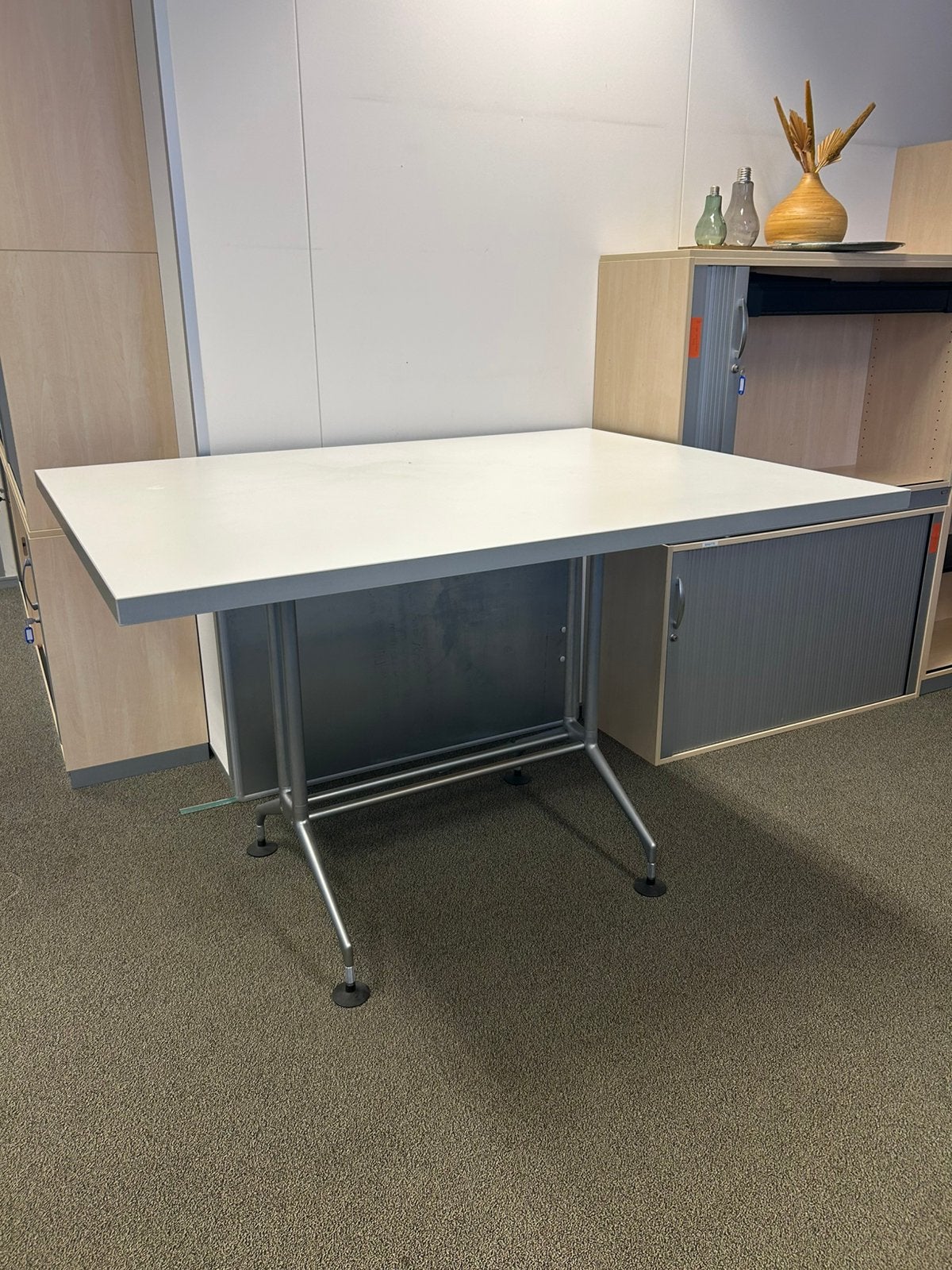 Vitra Ad Hoc Spatio Frame Bureau hoog statafel, Ophalen, Zo goed als nieuw, Nvt, Nvt