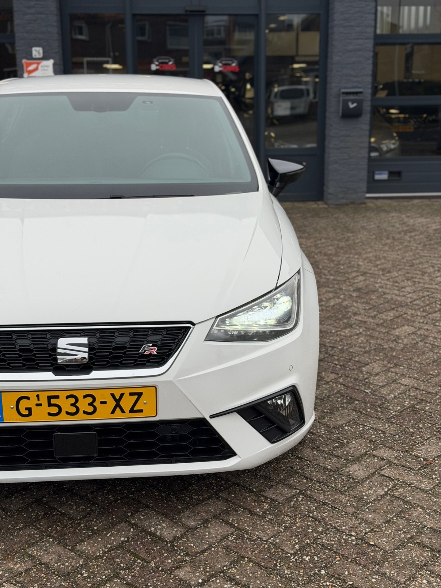 Seat Ibiza 1.0 TSI FR Intense Stoelvw|Camera|Nap|Navi|Cruise, Auto's, Seat, Voorwielaandrijving, Euro 6, 95 pk, Parkeersensor