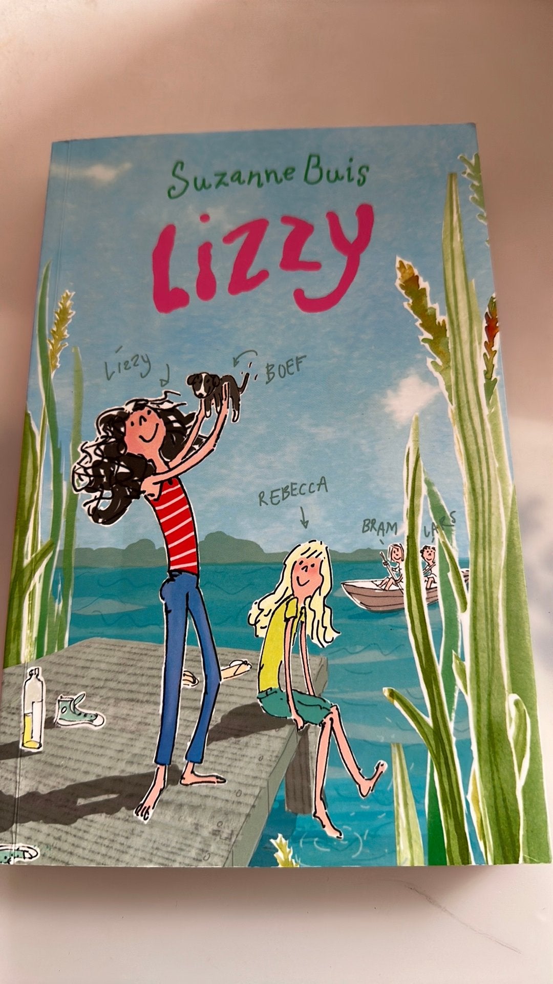 Lizzy - Suzanne Buis, Boeken, Kinderboeken | Jeugd | 10 tot 12 jaar, Ophalen of Verzenden, Zo goed als nieuw