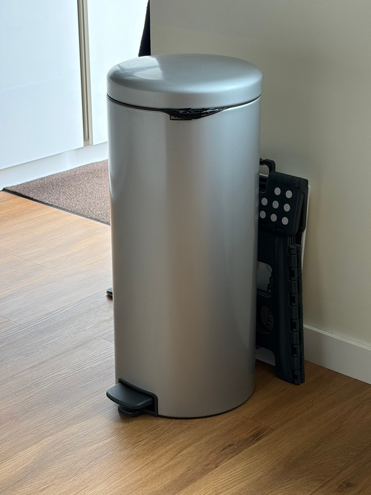 Brabantia prullenbak 30 liter, Huis en Inrichting, Woonaccessoires | Prullenbakken, Ophalen, Gebruikt, Met pedaal, 20 tot 30 liter