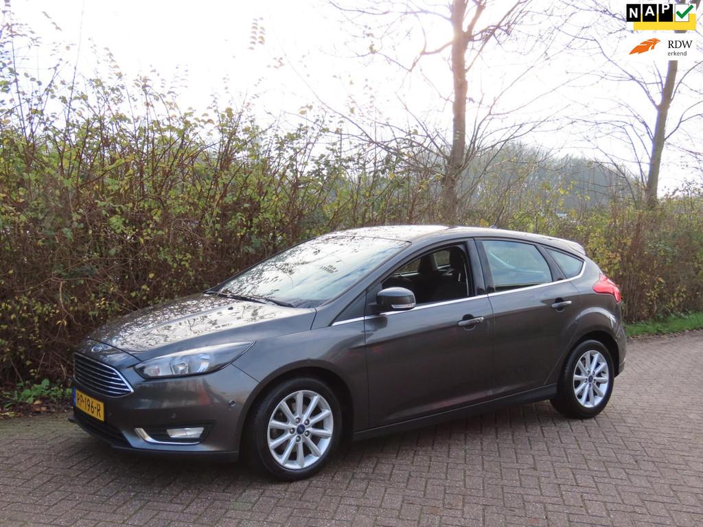 Ford Focus 1.0 Titanium *1e EIG ! *Navi *Keyless *Cruise, Gebruikt, 635 kg, Bedrijf, Handgeschakeld