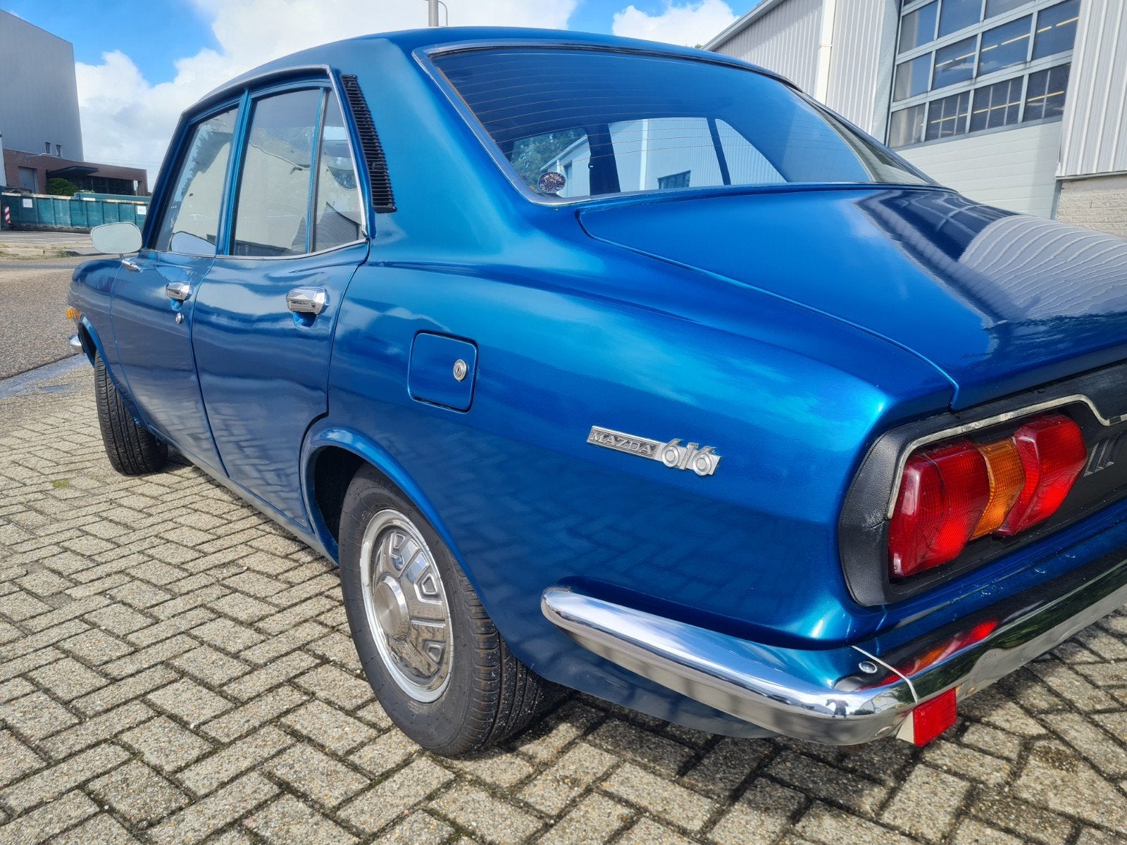 Mazda 616 / Oldtimer, foto 4