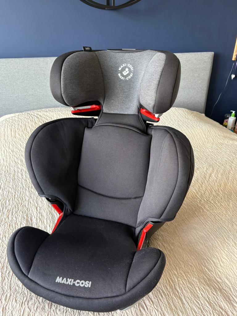 Maxi cosi rodifix, Ophalen, 15 t/m 36 kg, Verstelbare rugleuning, Zo goed als nieuw