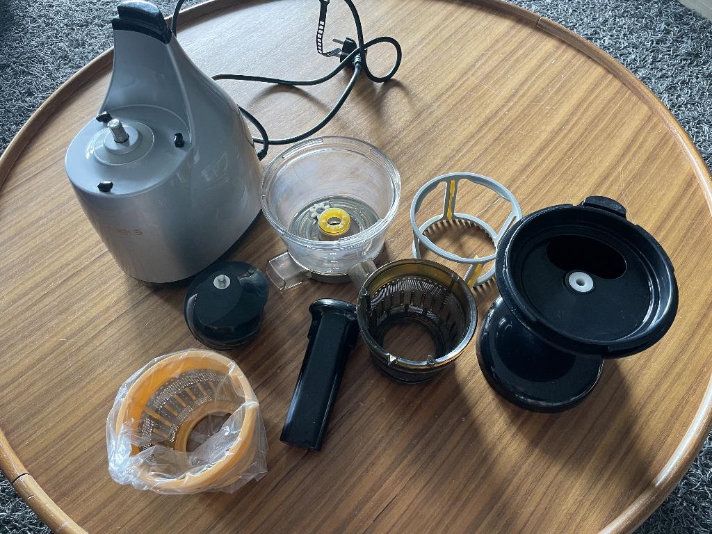 Versapers Slowjuicer 3G, Ophalen, Gebruikt, Elektrisch, Slowjuicer