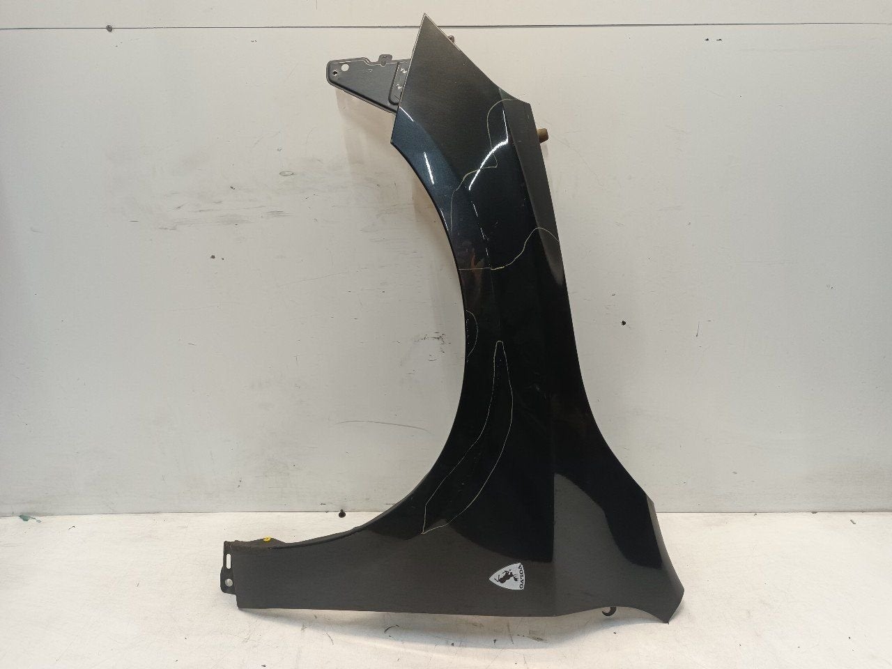 Voorscherm links Volvo V60, Auto-onderdelen, Onderdelen@venauto.nl, Van der Ven Autorecycling B.V., Gebruikt, Ettenseweg 76, 4706 PB Roosendaal, The Netherlands